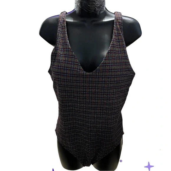 Athleta Seersucker V Neck One Piece 👙 - Picture 3 of 9